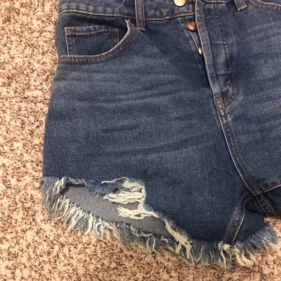 High Rise Shorts - Picture 4 of 6